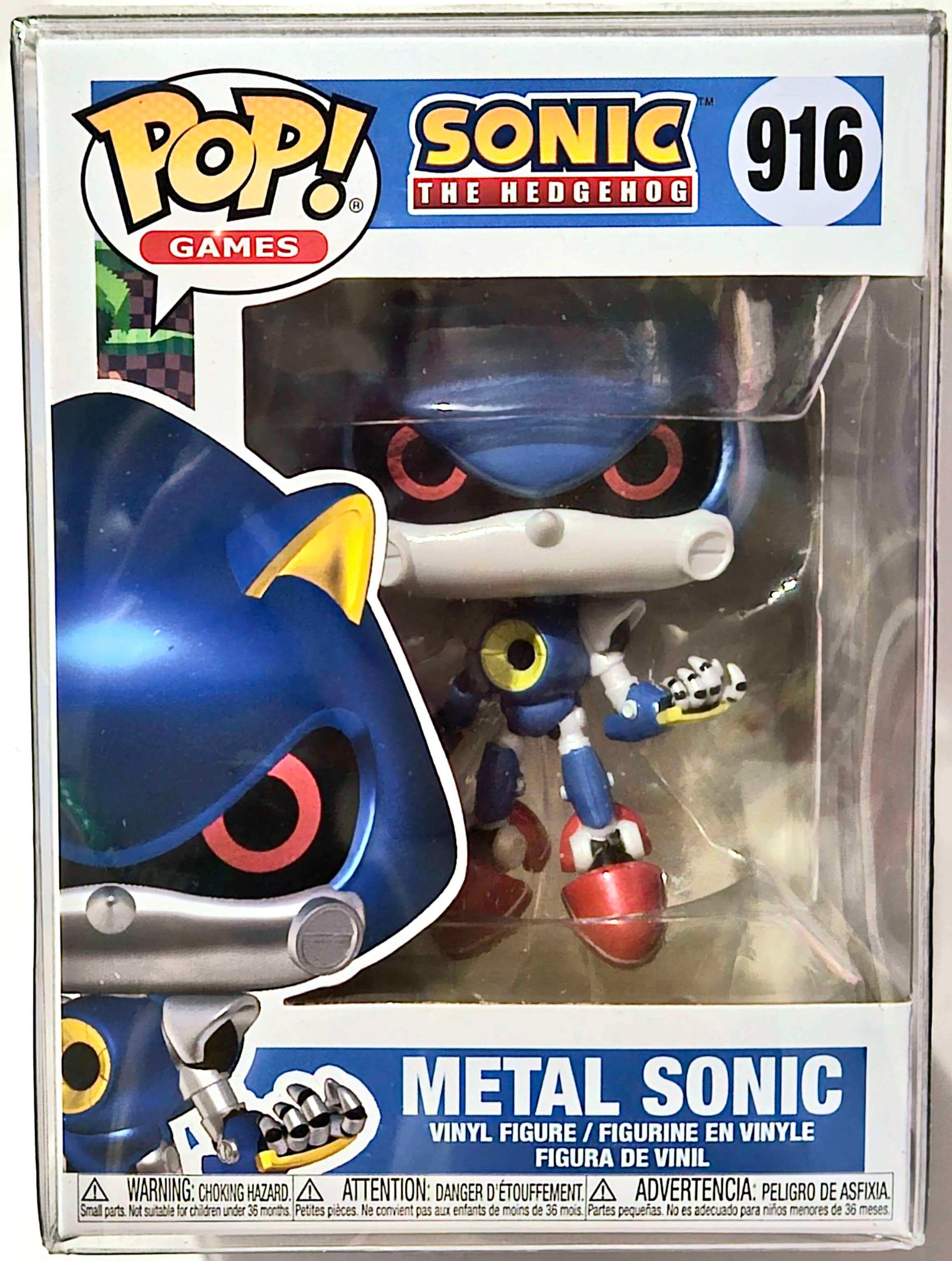 A picture of a Metal Sonic figure.