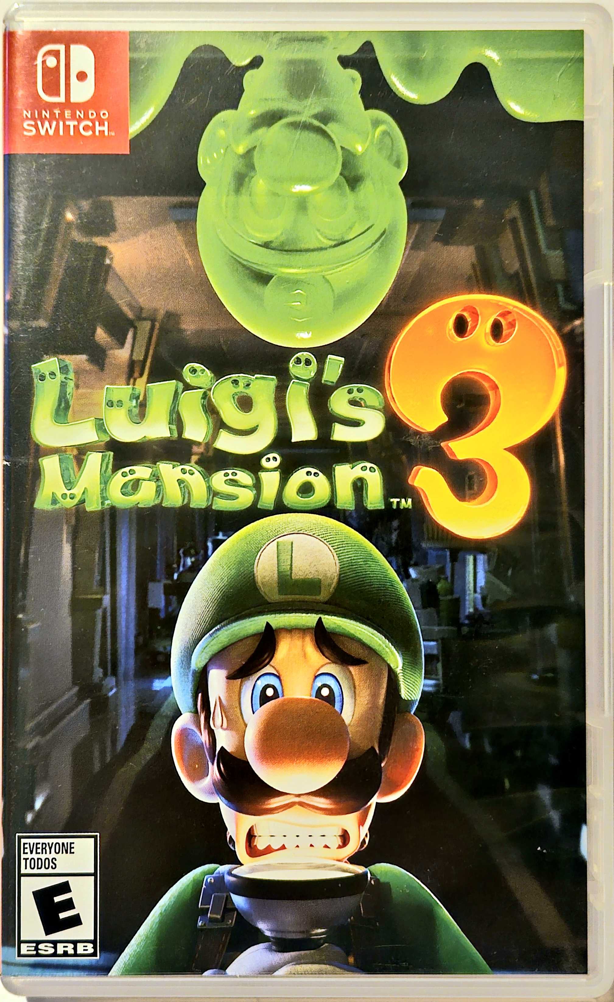 A picture of the Luigi's Mansion 3 game case.