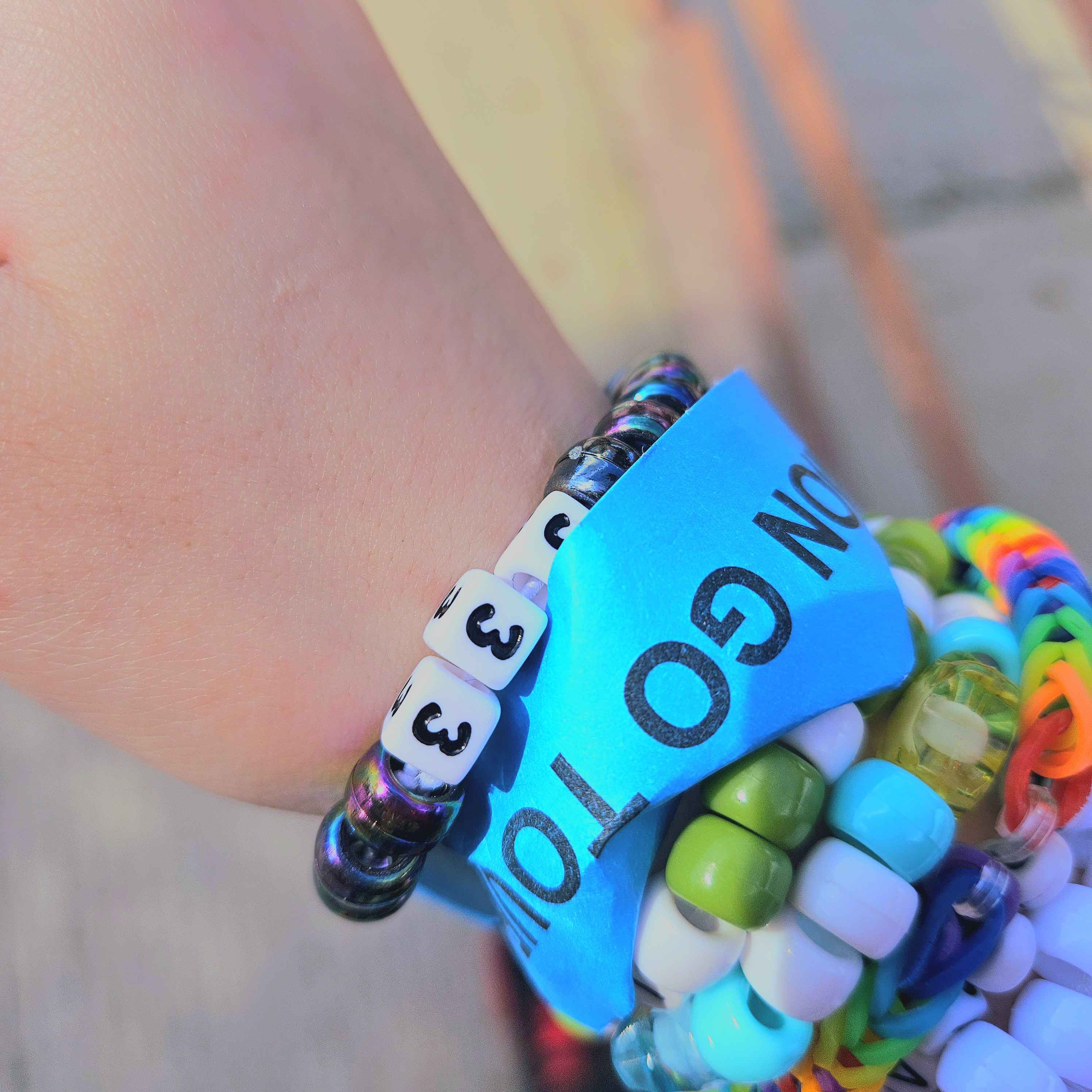 Image of the '333' kandi bracelet.